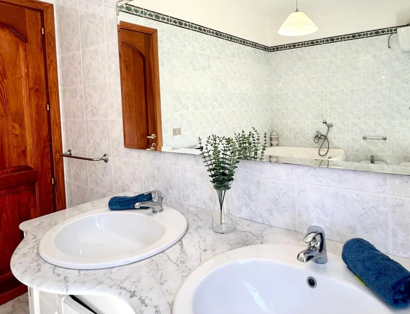 Apartament Nura'S - Casa Le Rose Bosa 0*,